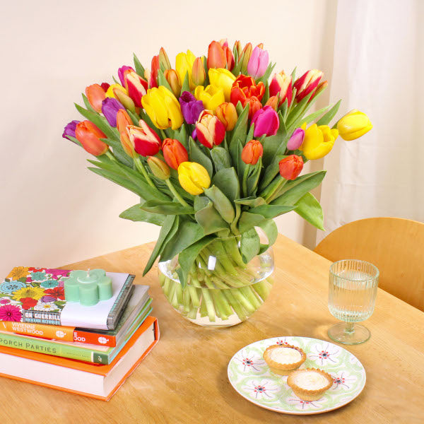 50 Mixed Tulips - Image 3