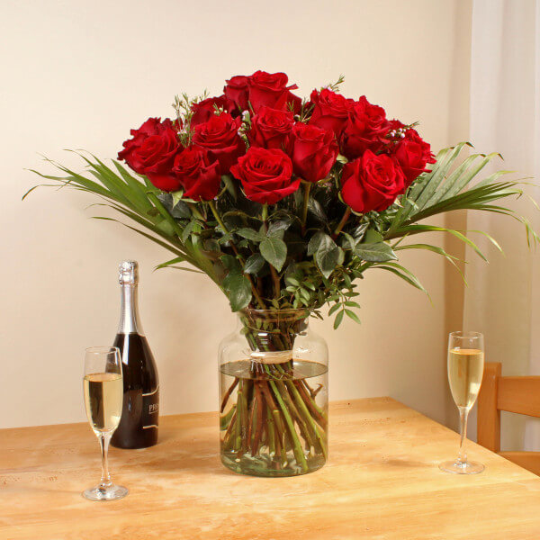 Luxury Two Dozen Red Roses - Image 5