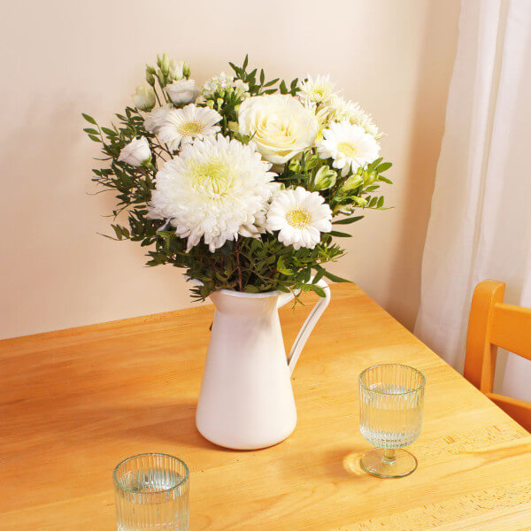 White Gift Box - Image 3